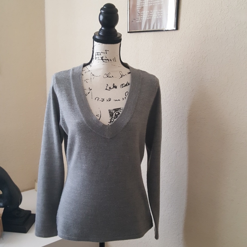 New York & Co, V-neck sweater